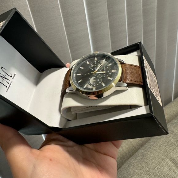 SOLD🌸💐 INC INTERNATIONAL CONCEPTS classic watch - Picture 8 of 9